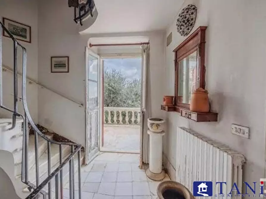 Immagine 3 di Casa semindipendente in vendita  12 a Carrara