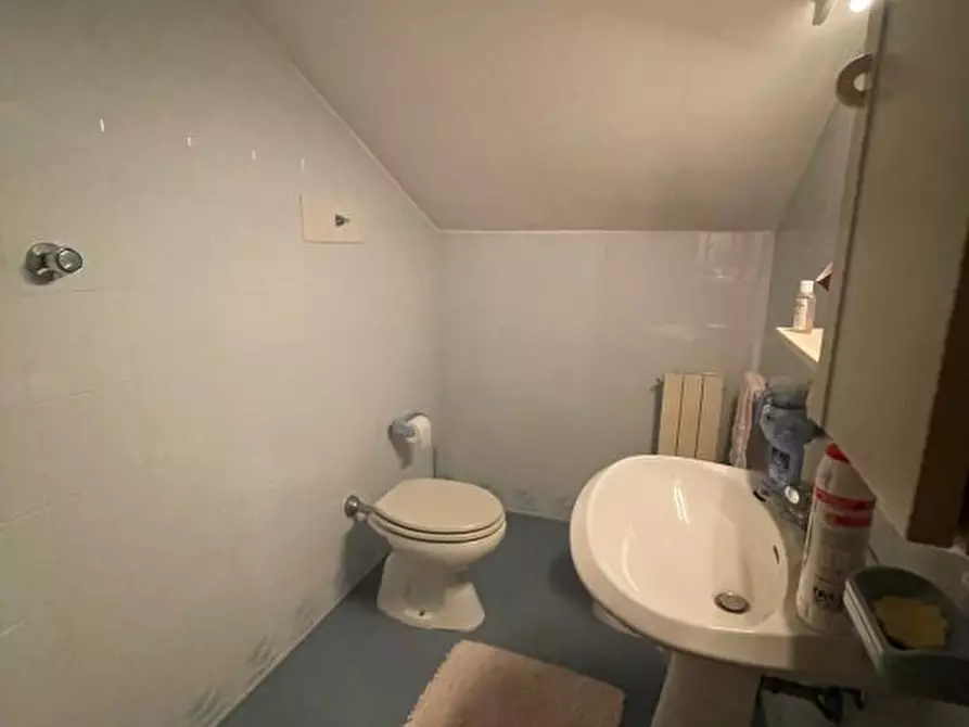 Immagine 7 di Casa semindipendente in vendita  12 a Carrara