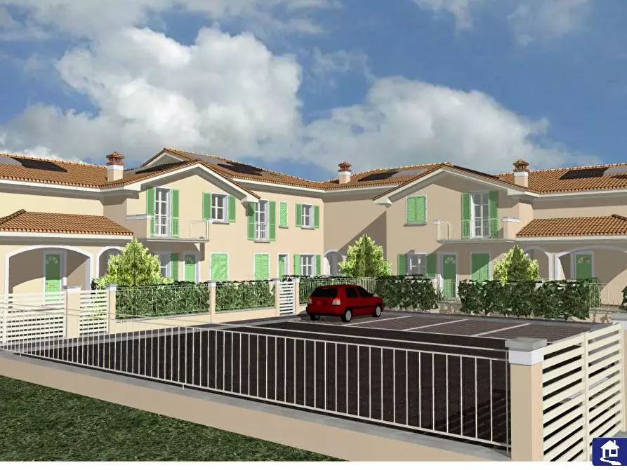 Immagine 1 di Casa semindipendente in vendita  23 a Carrara