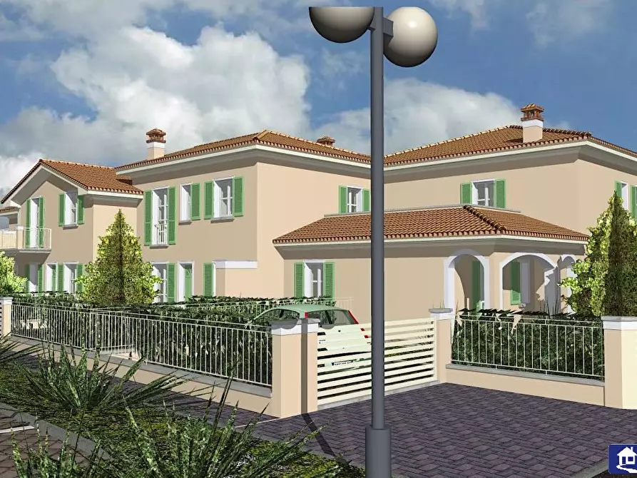 Immagine 2 di Casa semindipendente in vendita  23 a Carrara