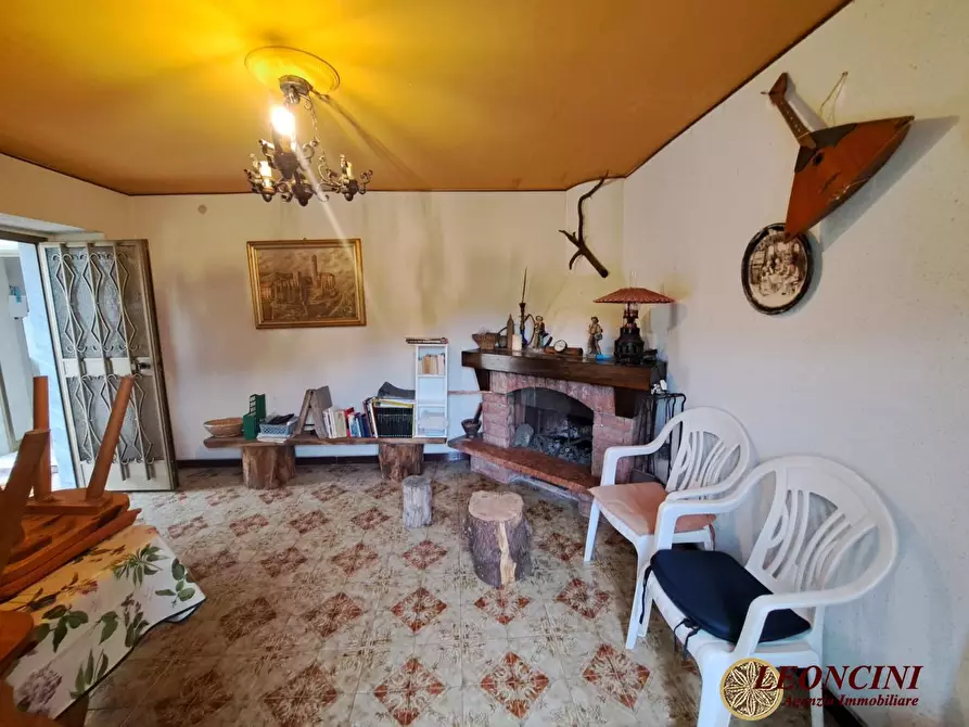 Immagine 9 di Casa semindipendente in vendita  86 a Tresana