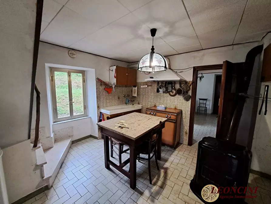 Immagine 7 di Casa semindipendente in vendita  86 a Tresana