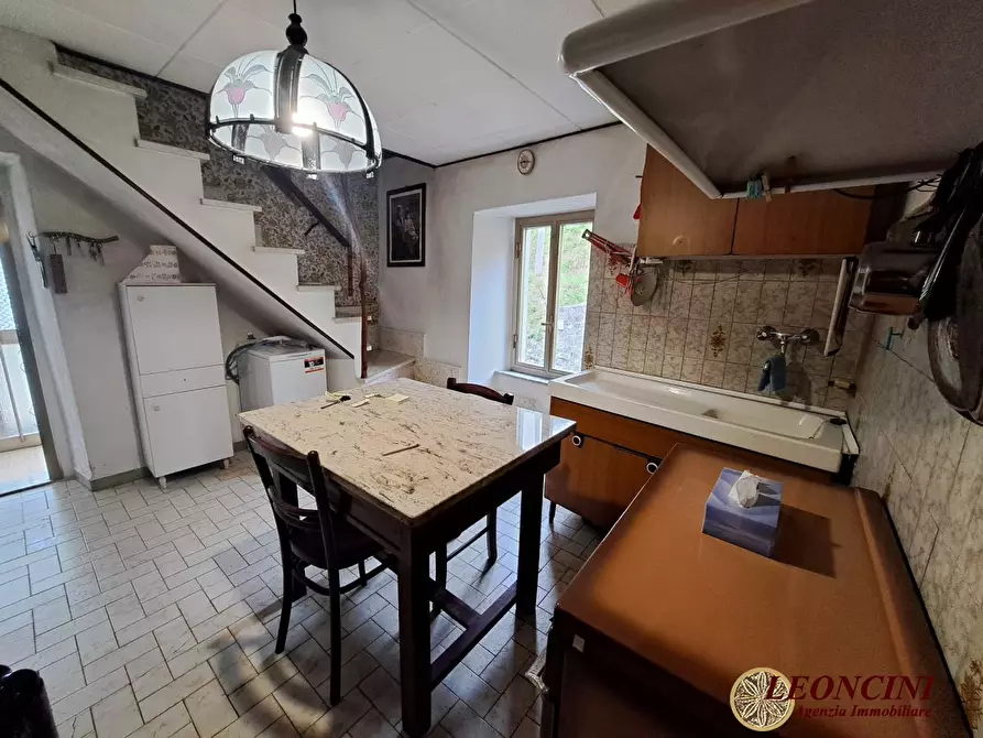 Immagine 6 di Casa semindipendente in vendita  86 a Tresana