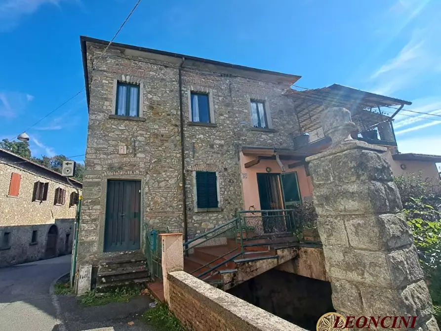 Immagine 5 di Casa semindipendente in vendita  28 a Filattiera