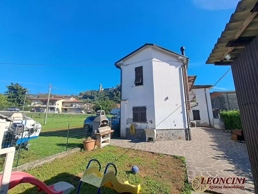 Immagine 2 di Casa semindipendente in vendita  29 a Filattiera