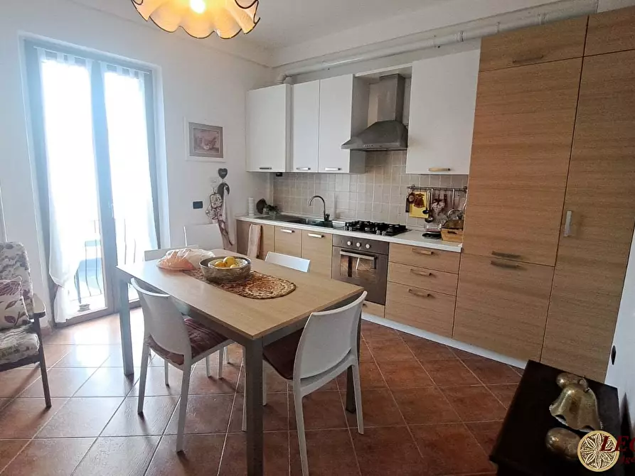 Immagine 3 di Casa semindipendente in vendita  3 a Villafranca In Lunigiana