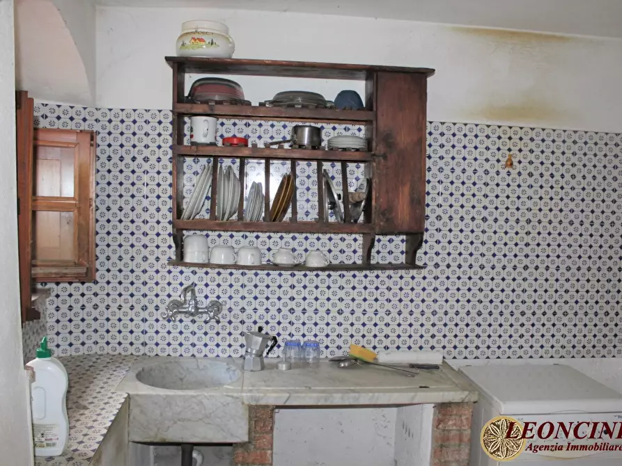 Immagine 8 di Rustico / casale in vendita  22 a Bagnone