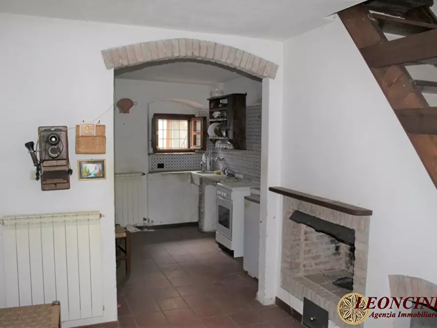 Immagine 9 di Rustico / casale in vendita  22 a Bagnone