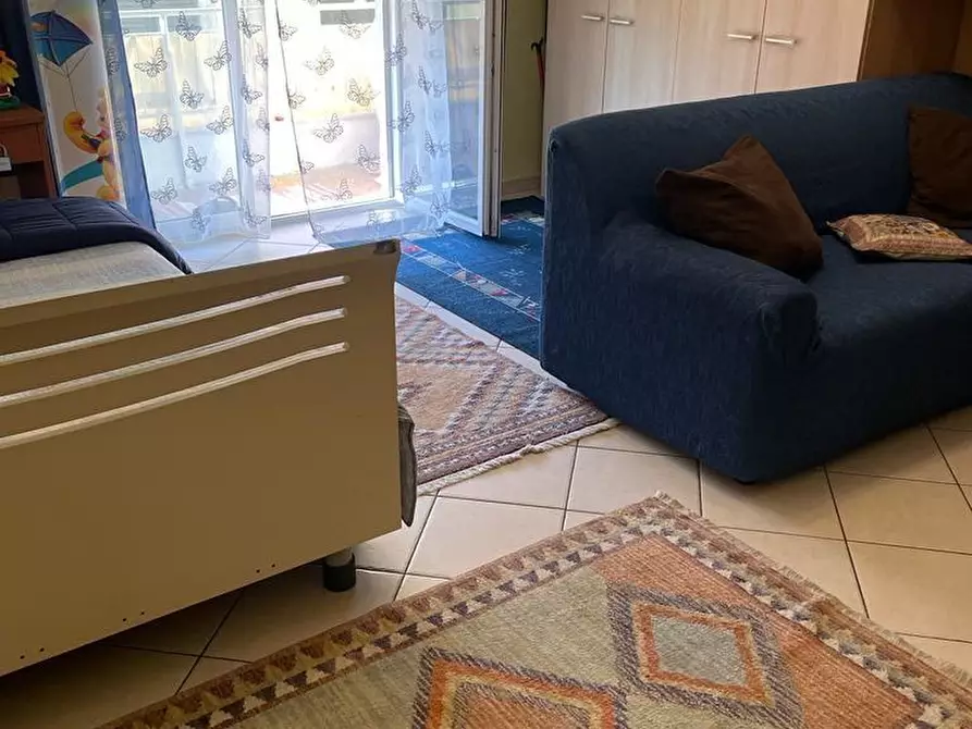 Immagine 4 di Casa semindipendente in vendita  a Carrara