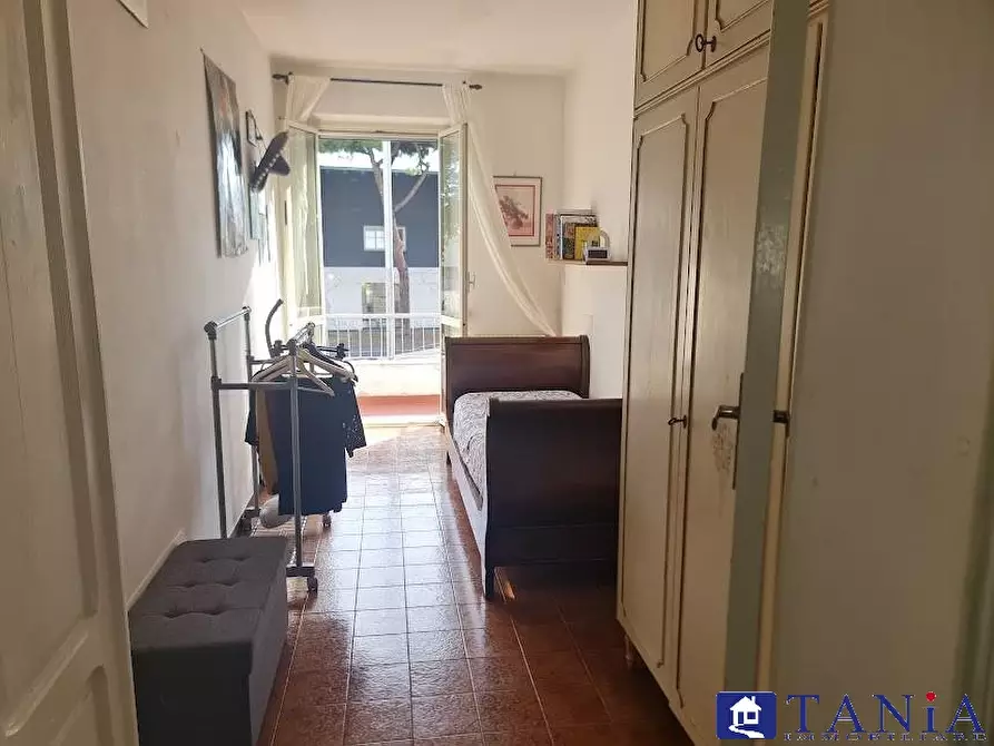 Immagine 10 di Casa semindipendente in vendita  23 a Carrara