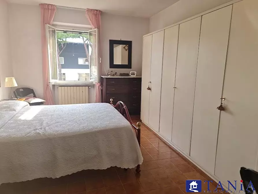 Immagine 2 di Casa semindipendente in vendita  23 a Carrara