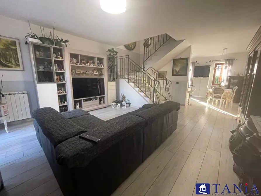Immagine 3 di Casa semindipendente in vendita  26 a Carrara