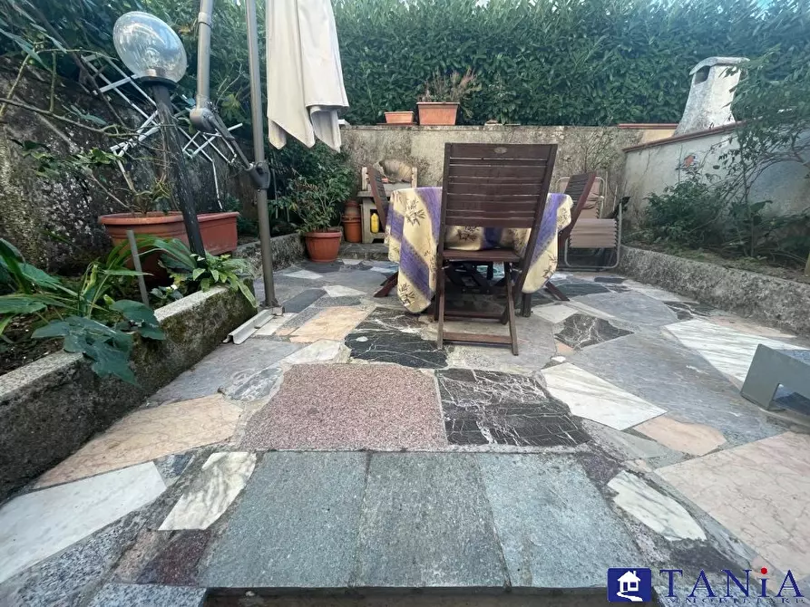 Immagine 2 di Casa semindipendente in vendita  26 a Carrara