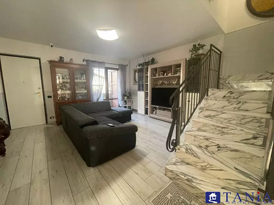 Immagine 5 di Casa semindipendente in vendita  26 a Carrara