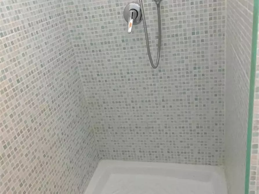 Immagine 4 di Casa semindipendente in vendita  a Messina