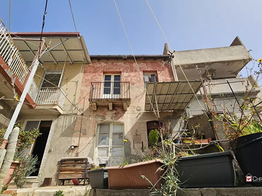 Immagine 1 di Casa semindipendente in vendita  a Messina