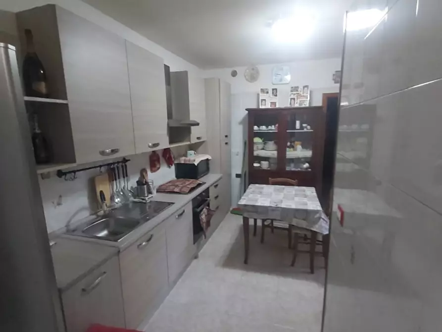 Immagine 4 di Appartamento in vendita  a Messina