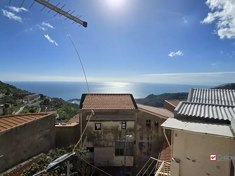 Immagine 2 di Casa semindipendente in vendita  a Messina