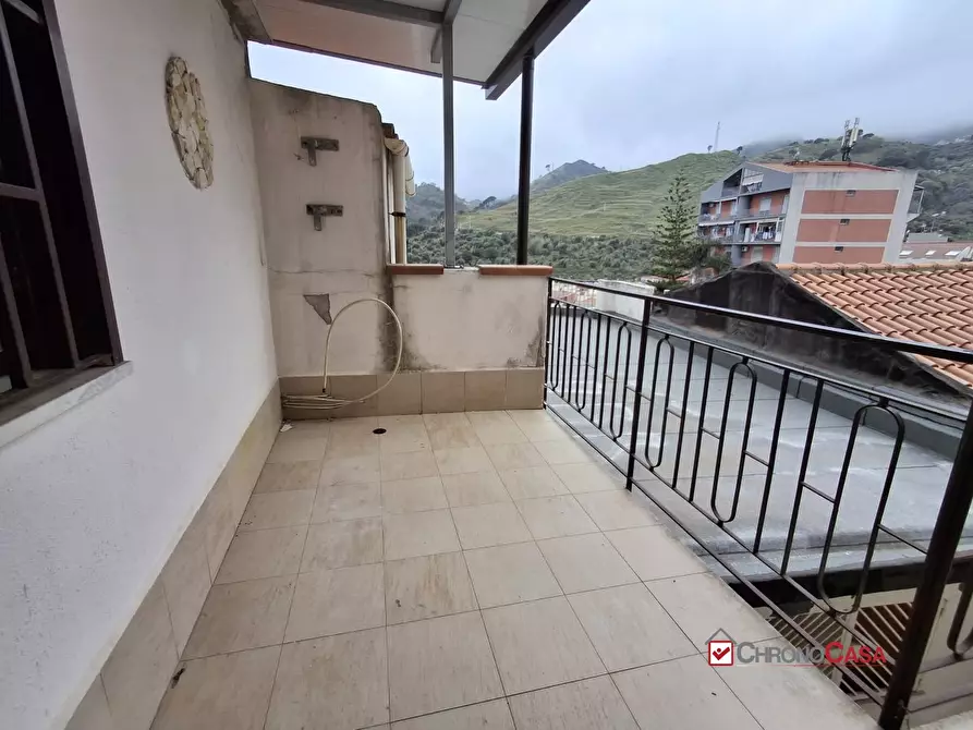 Immagine 2 di Casa semindipendente in vendita  a Messina