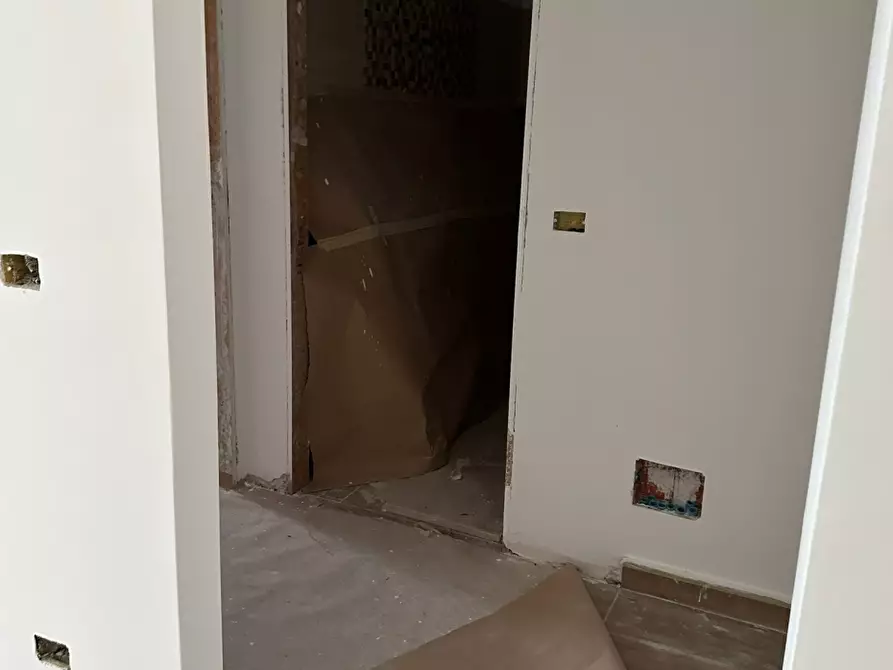 Immagine 6 di Villa in vendita  a Messina