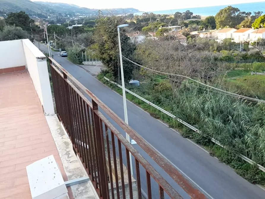 Immagine 5 di Villa in vendita  a Messina