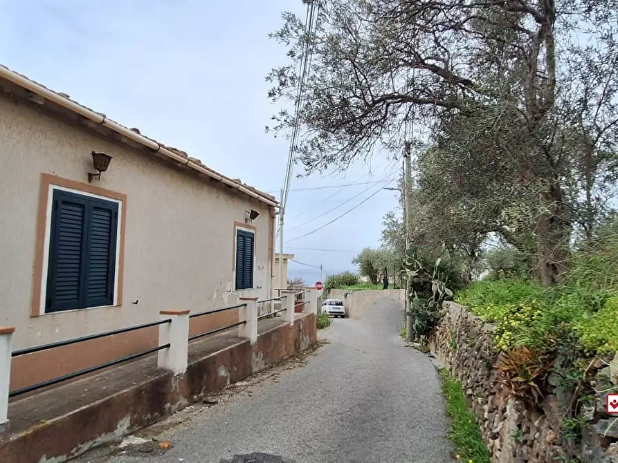 Immagine 8 di Casa semindipendente in vendita  a Messina