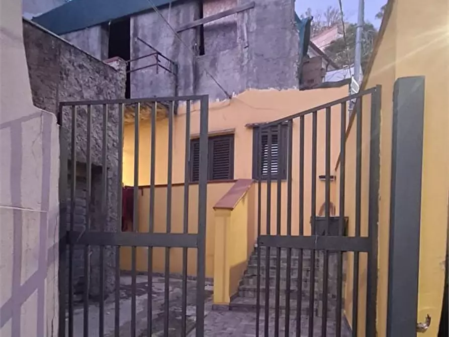Immagine 2 di Casa semindipendente in vendita  a Messina