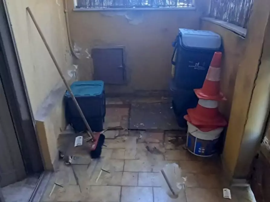 Immagine 9 di Appartamento in vendita  a Messina