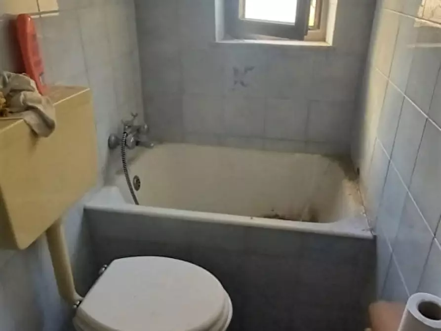 Immagine 10 di Appartamento in vendita  a Messina