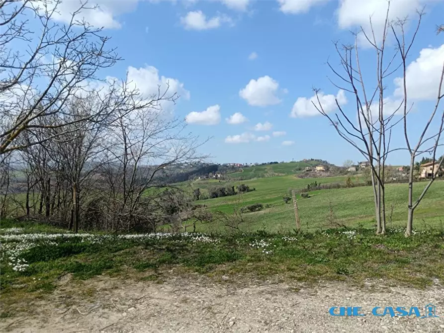 Immagine 10 di Casa semindipendente in vendita  a Tavoleto