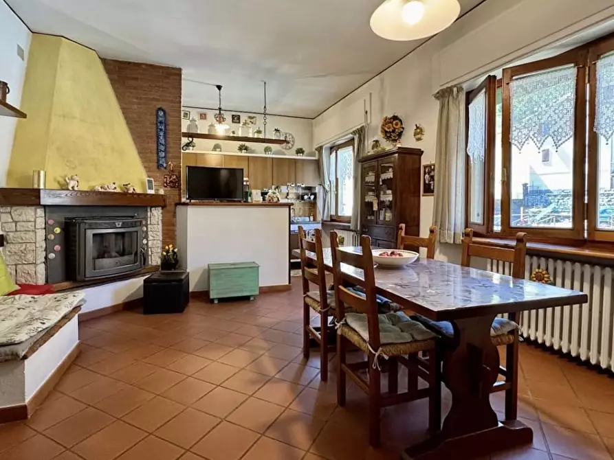 Immagine 4 di Casa semindipendente in vendita  a Sambuca Pistoiese