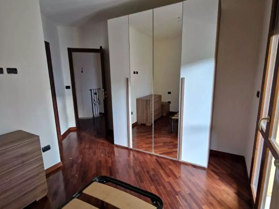 Immagine 4 di Casa semindipendente in vendita  a Novafeltria