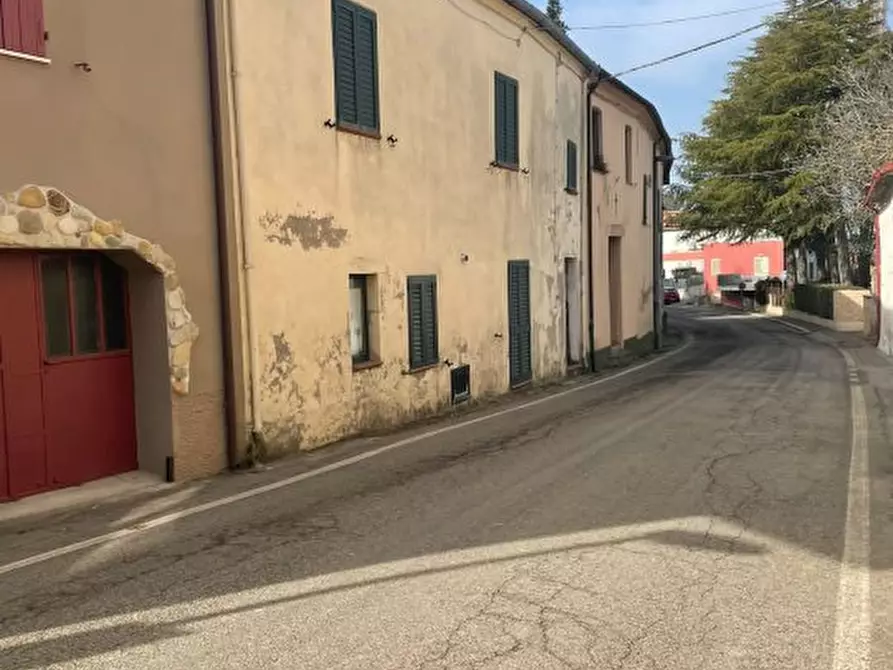 Immagine 5 di Casa semindipendente in vendita  a Gemmano