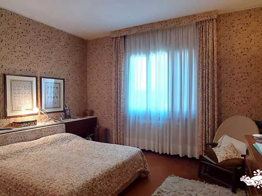 Immagine 10 di Casa semindipendente in vendita  a San Gimignano