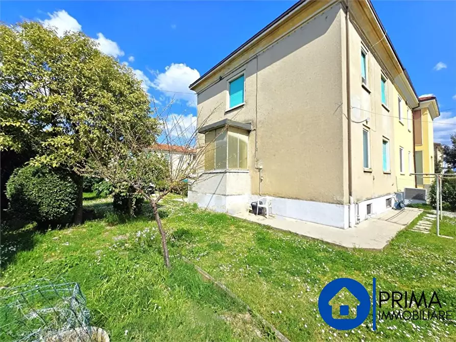 Immagine 2 di Casa semindipendente in vendita  a Terni