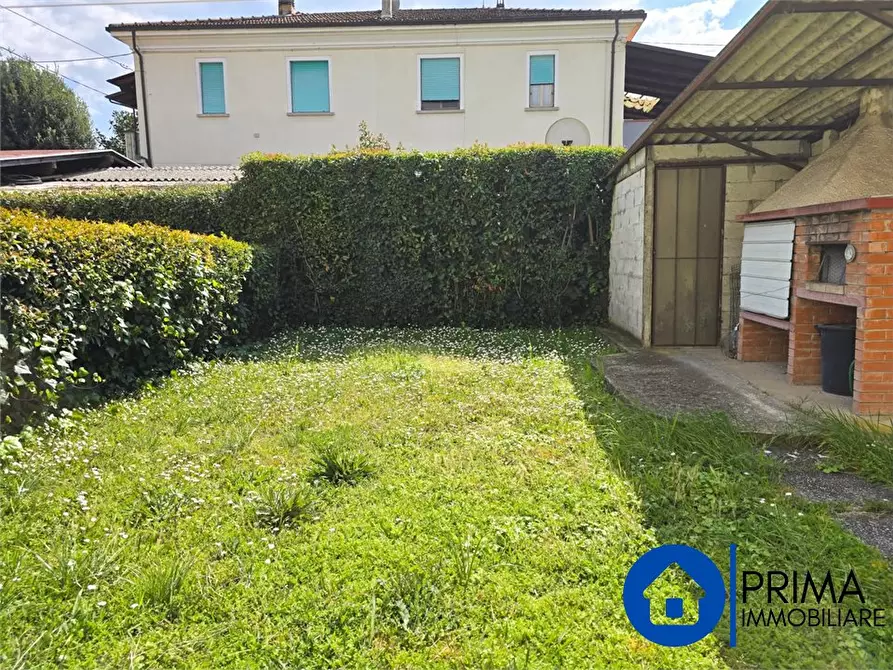 Immagine 3 di Casa semindipendente in vendita  a Terni