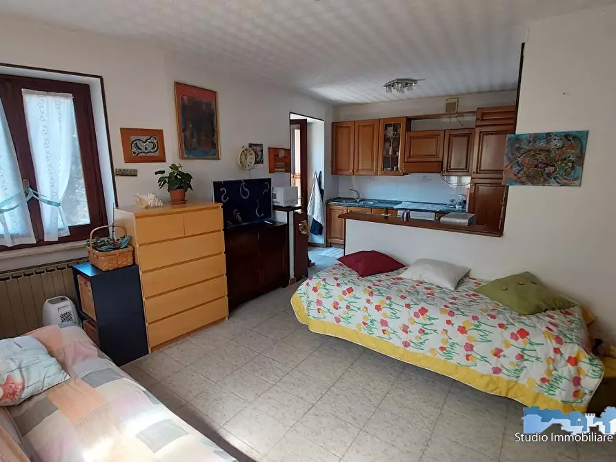 Immagine 3 di Casa semindipendente in vendita  a Vistrorio