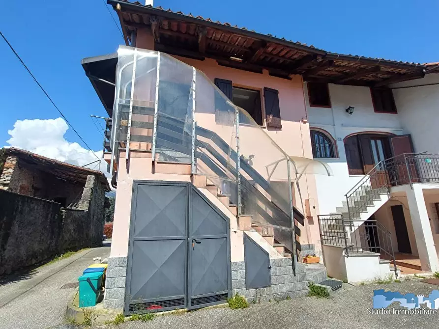 Immagine 2 di Casa semindipendente in vendita  a Vistrorio