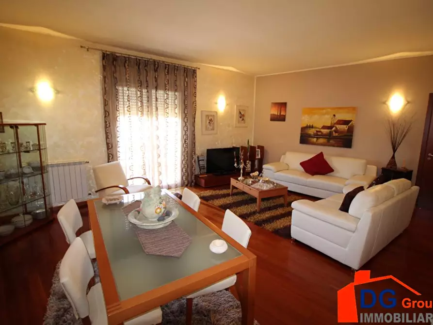 Immagine 1 di Casa semindipendente in vendita  a Alcamo