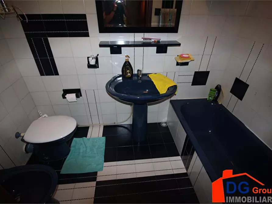 Immagine 7 di Casa semindipendente in vendita  a Alcamo