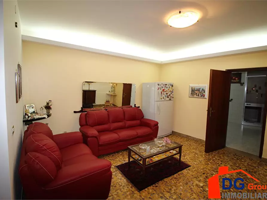 Immagine 1 di Casa semindipendente in vendita  a Alcamo