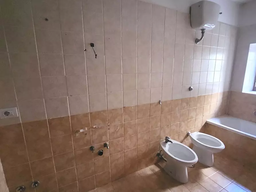 Immagine 10 di Casa indipendente in vendita  a Afragola