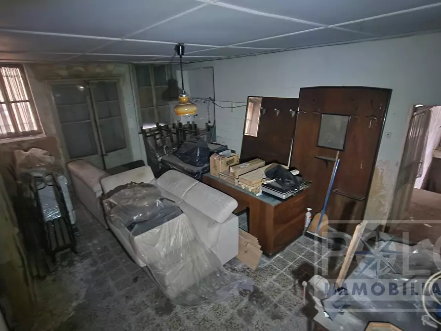 Immagine 4 di Palazzo in vendita  a Pescantina