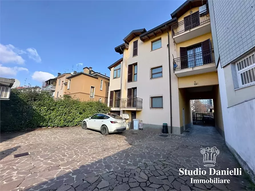 Immagine 7 di Villa in vendita  38 a Cinisello Balsamo