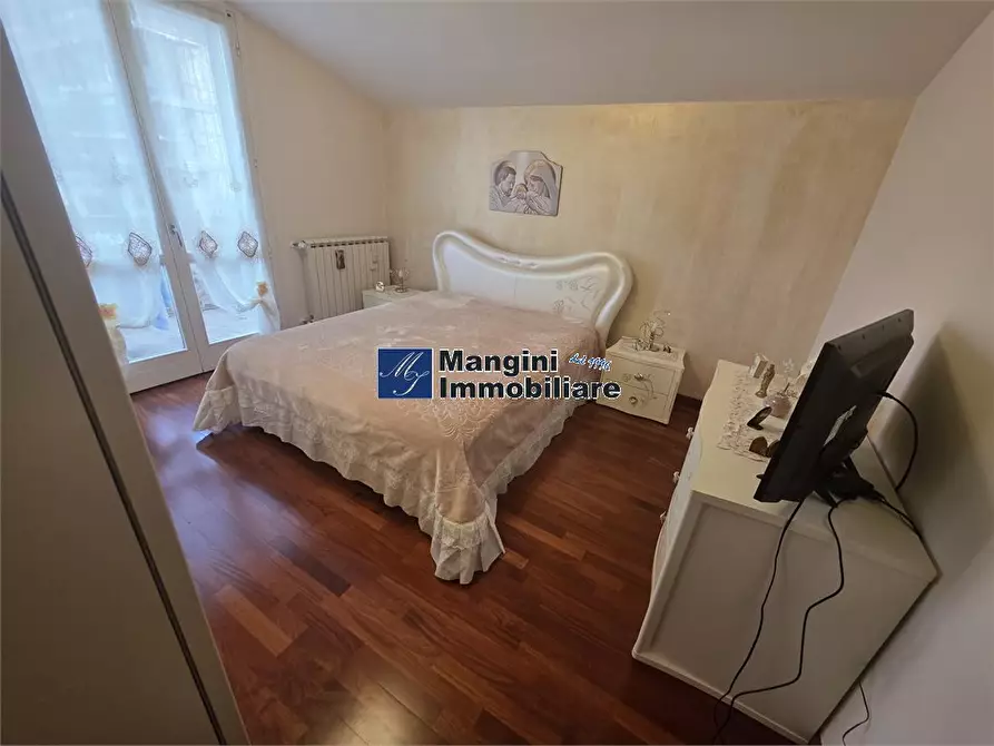 Immagine 9 di Casa indipendente in vendita  a Livorno