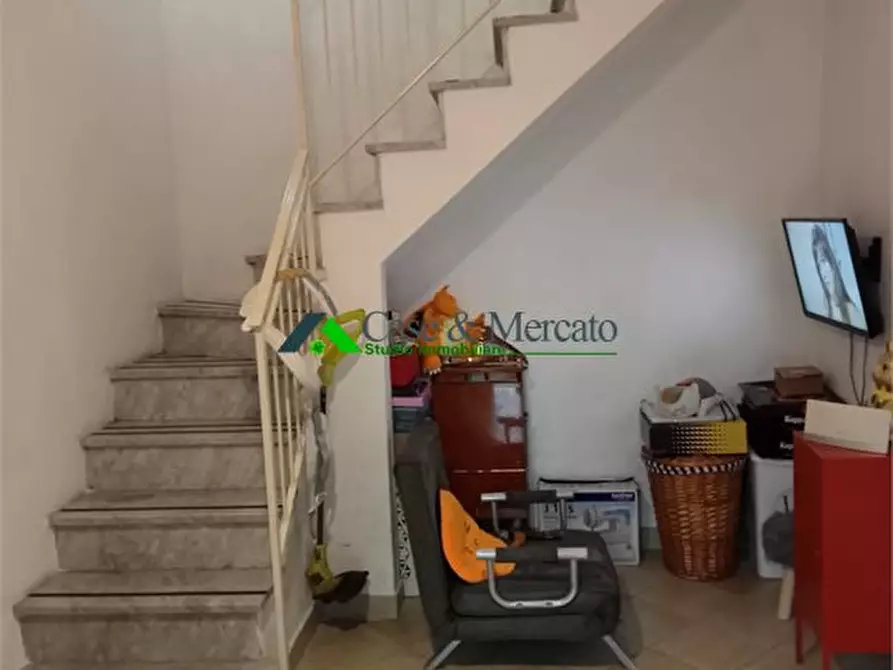 Immagine 1 di Casa semindipendente in vendita  a Lucca