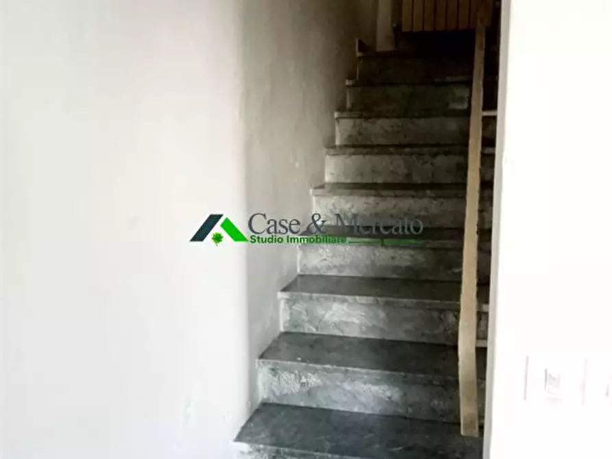 Immagine 9 di Casa semindipendente in vendita  a Lucca