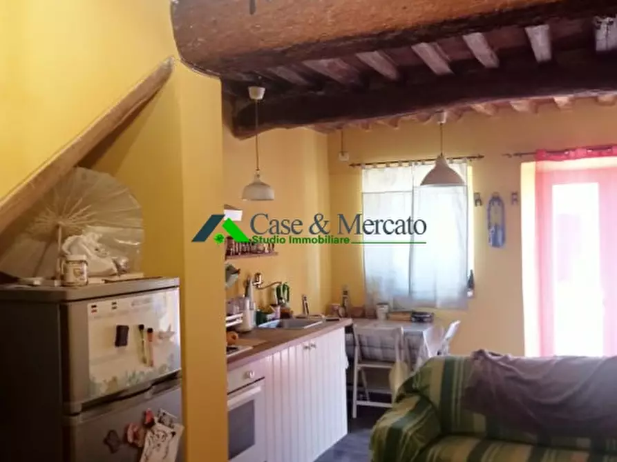 Immagine 2 di Casa semindipendente in vendita  a Capannori