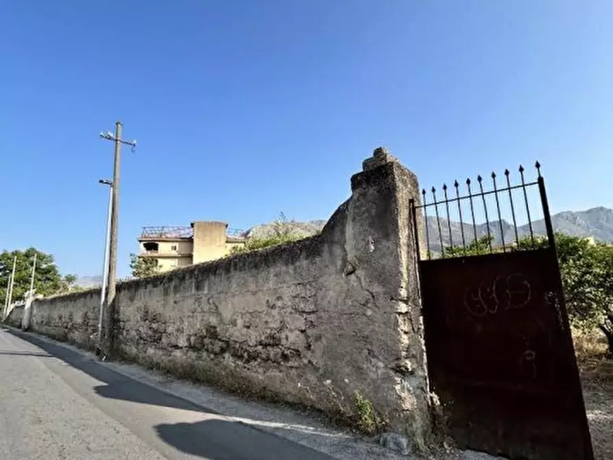 Immagine 1 di Terreno in vendita  a Palermo