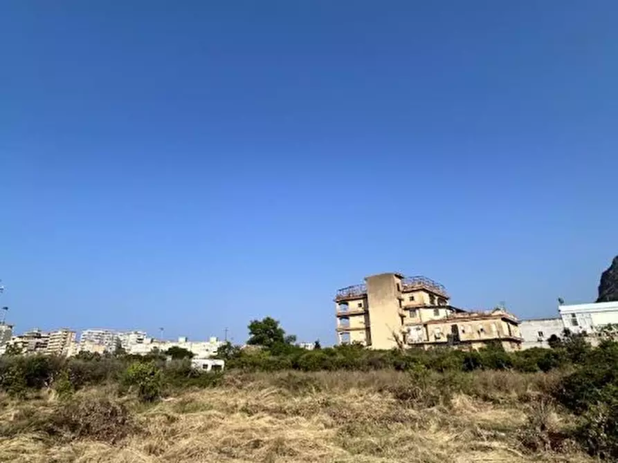 Immagine 5 di Terreno in vendita  a Palermo